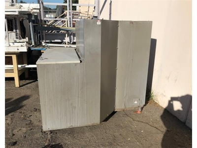 36" Timesavers, wet belt sander, filtration system