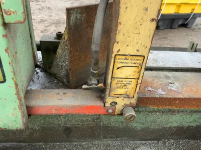 USED DOALL C-4 METALCUTTING BAND SAW