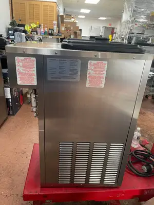Used Taylor Used 2018 Taylor 432-27 2 Flavor Frozen Beverage Freezer Slushie 208/230V Slushie Machines Illinois US | Falcon Restaurant Supply #1375628