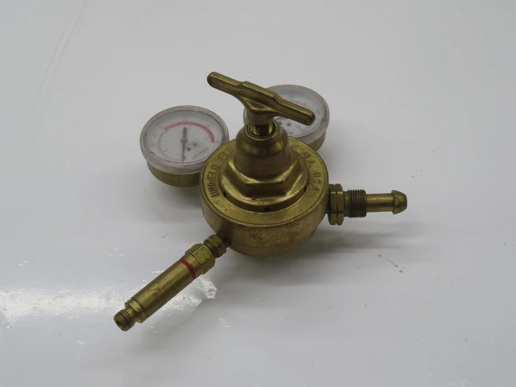 Used UNIWELD _UNKNOWN_ Air Pressure Regulators | OCO Industrial #1668670