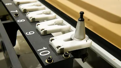 C.R. ONSRUD 97A 3-AXIS CNC ROUTERS | Tornquist Machinery Company (3)