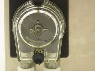 State Chemical DR-1000 Metering Pump 24-7 Type Stainless Housing 6VDC 1200489