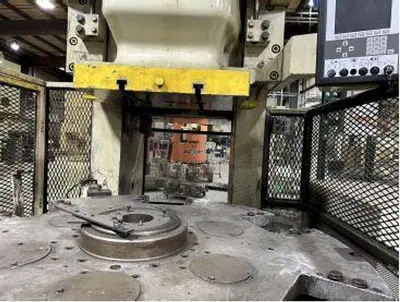 USED 1997 KOMATSU OBS 150-5