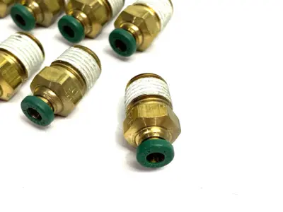 USED PARKER PRESTOLOK BRASS PUSH-TO-CONNECT STRAIGHT FITTING