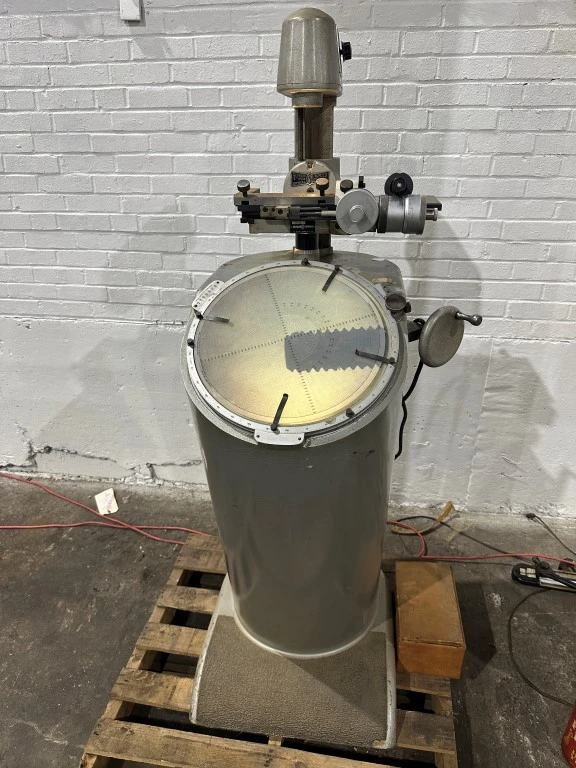 S-T 22-1500 14" OPTICAL COMPARATOR