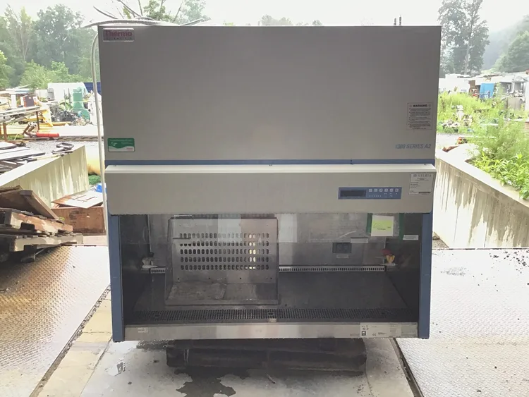Used THERMO SCIENTIFIC _UNKNOWN_ Biological Safety Cabinets Pennsylvania US | Moses B Glick #1009840