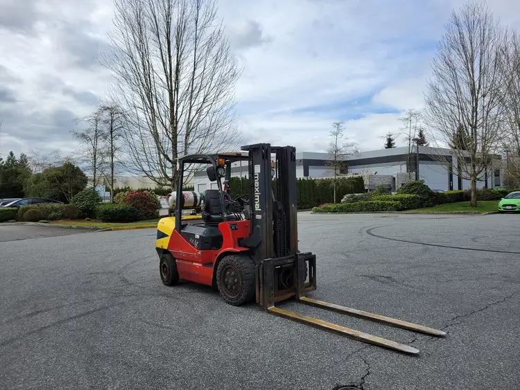 Used MAXIMAL FGL35T-MWA3 Misc Forklifts British Columbia CA | Lenmark #238192