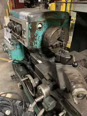 USED LODGE & SHIPLEY POWER TURN