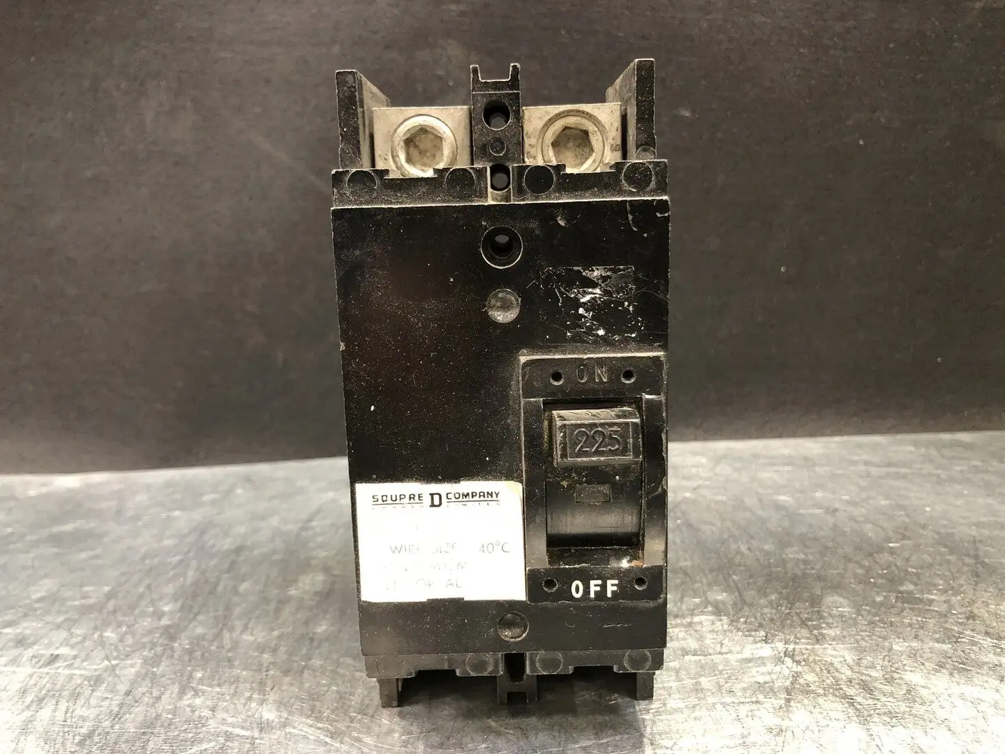 USED SQUARE D Q2L2225