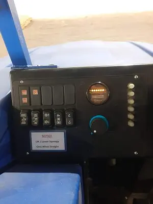 USED AMERICAN LINCOLN SC7730 46” SWEEPER/SCRUBBER