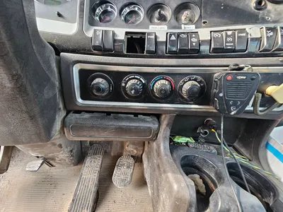 KENWORTH T440 Commercial trucks | Iron Listing (25)