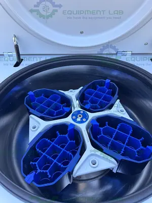 USED EPPENDORF 5920 R REFRIGERATED CENTRIFUGE W/ S-4X UNIVERSAL ROTOR 4500 RPM