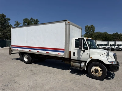 Used 2005 INTERNATIONAL 4300 SBA4X2 Box trucks Indiana US | Miedema Asset Management Group #1414578