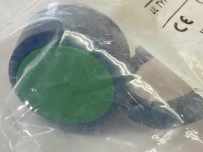NEW ABB 22MM MOMENTARY FLUSH GREEN PUSHBUTTON MP1-10G