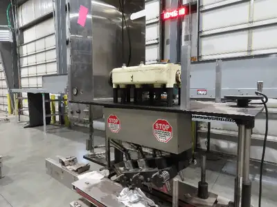 Stainless Bottle Capping Torque Machine Bottle Conveyor