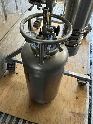 USED 2017 BIZZYBEE HEXAPOD