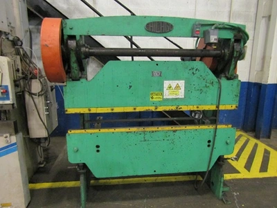 Used CHICAGO 335 Press Brakes New Jersey US | National Machinery Exchange #1498717