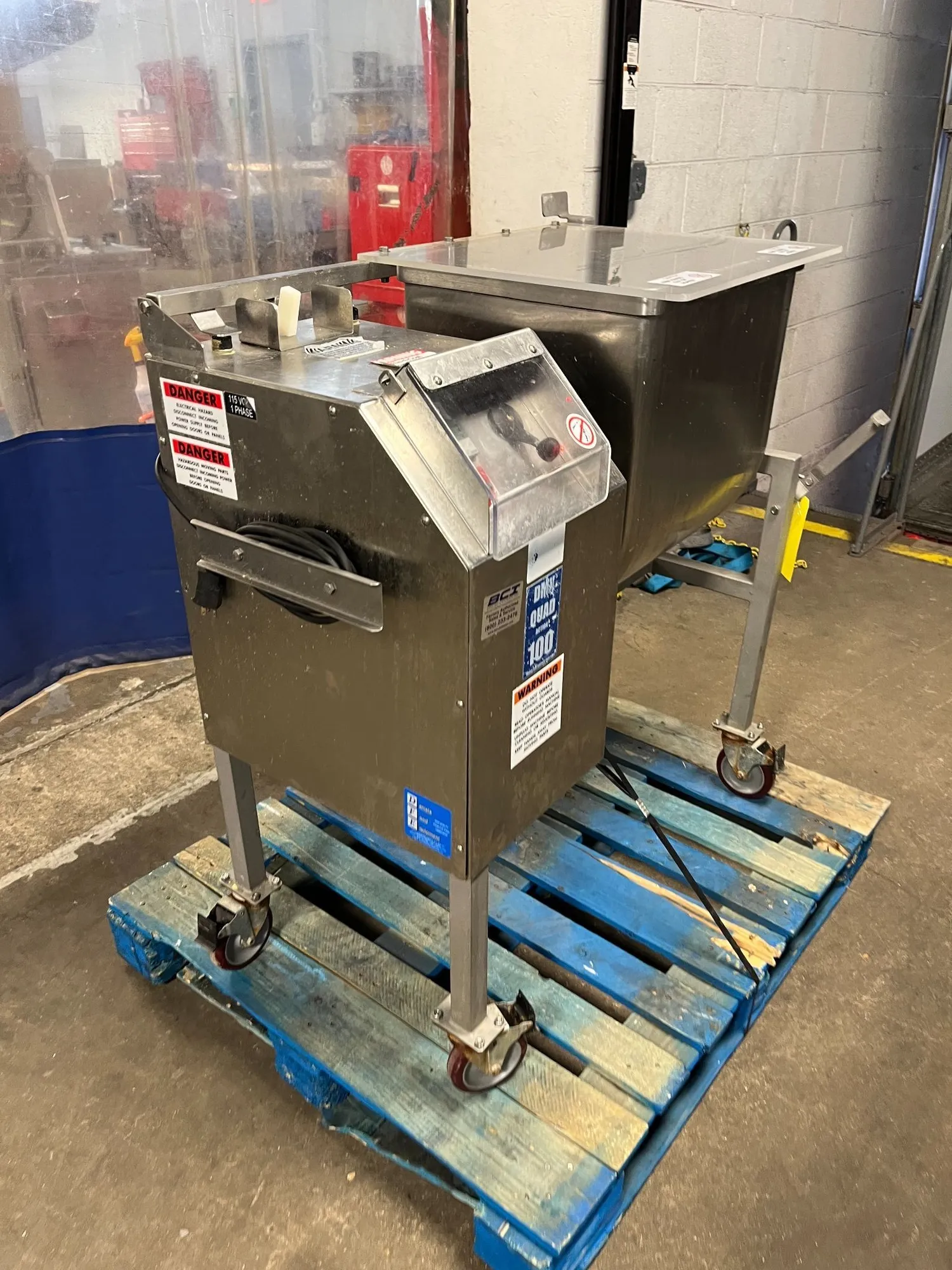 USED DANIELS FOOD EQUIPMENT DMX QUAD 100