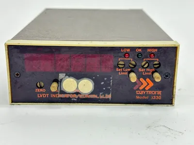 3330 LVDT | Daytronic  Indicator Controller 105-135 VAC 10W 50-400Hz - For parts or not working