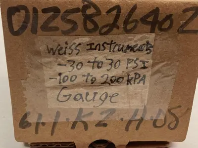New | in-Stock WEISS _UNKNOWN_ Universal Pressure Meters Ohio US | Surplus Asset Holdings #1248066