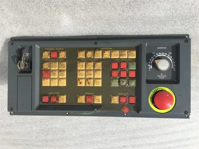 USED FANUC A02B-0092-C141 FANUC OPERATOR PANEL (1)-