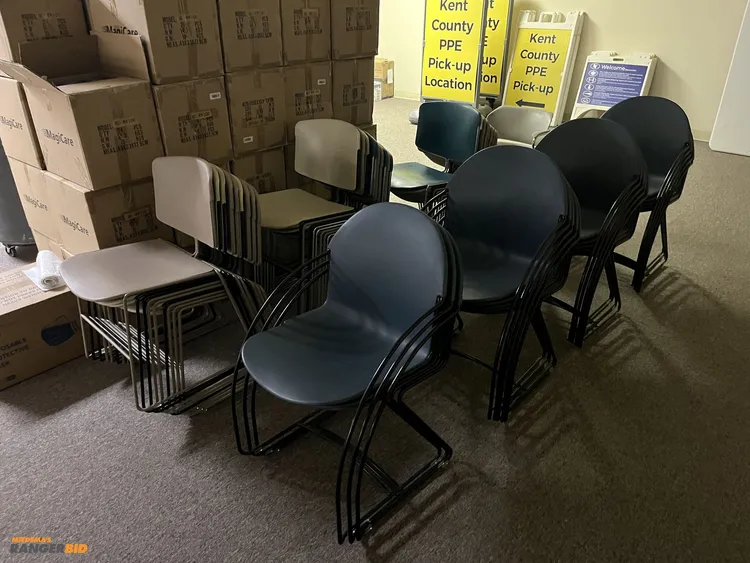 Used LARGE LOT OF STACKABLE CHAIRS _UNKNOWN_ Party/Banquet Supplies Michigan US | Miedema Asset Management Group #1097663