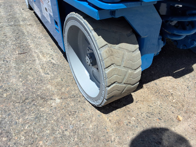 USED 2017 Genie GS-1930