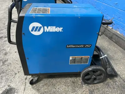 Used MILLER MILLERMATIC 252 Mig Welders Ohio US | HGR 24 #1521299
