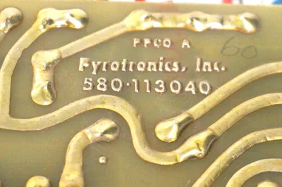 NEW PYROTRONICS 580-113040 CONTROL BOARD 580113040