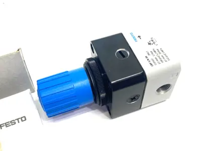 New | in-Stock Festo Precision Pressure Regulator, Piloted Diaphragm, 159502 Air Pressure Regulators Michigan US | Maverick Industrial Sales #1470276