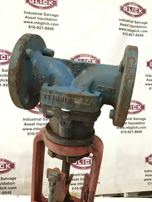 Moore 71P Actuated Plug Valve with Valve Positioner