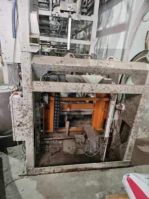 USED HOSOKAWA TWO-STAGE PLASTIC SHREDDING AND GRANULATION SYSTEM