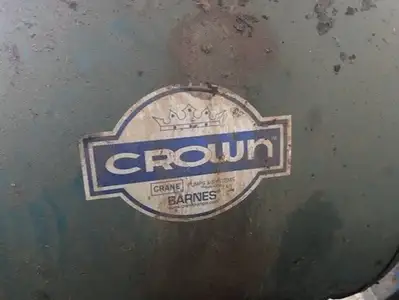 USED CROWN P06LC