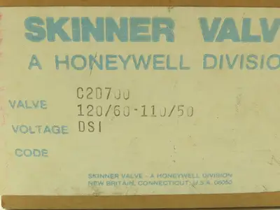 Honeywell Skinner C2D700SF Solenoid Valve 2-Way NC 120V 130 PSI 1/8" NPT
