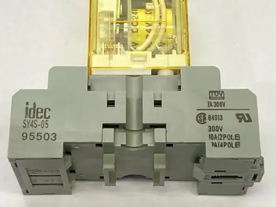 Used IDEC Relay 42VDC w/ SY4S-05 Relay Base 95503 LOT OF 2 Relays & Switches Michigan US | Maverick Industrial Sales #1402088