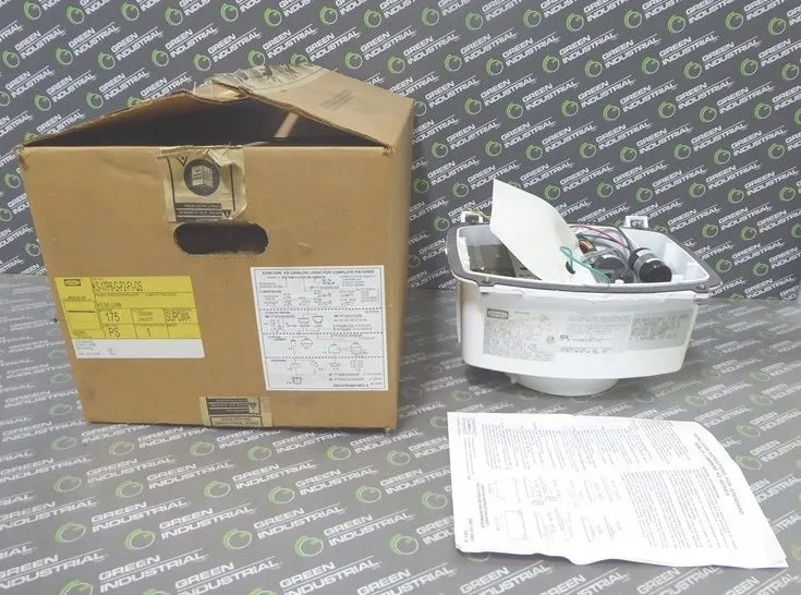 Hubbell KS-17P8-G-P2-F1-QS Kemlux Industrial Lamp Ballast Tank no cover New NIB
