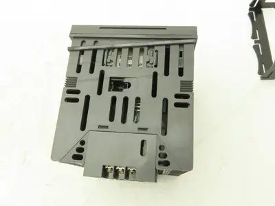 Partlow P4701Z210000200 1401+ Temp Limit Controller Z210000200