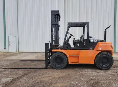 USED DOOSAN D80S-7