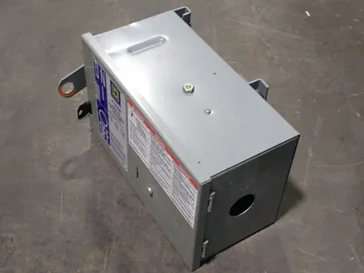 USED SQUARE D PFA32100G