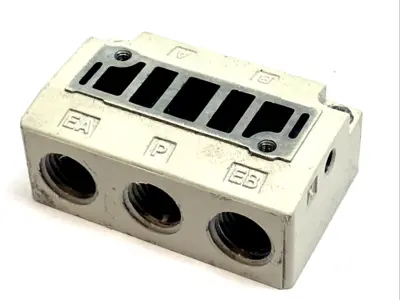 SY5000-27-1T | SMC  Subplate Manifold 1/4" NPTF LOT OF 2 - Used