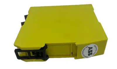 NEW ABB 2TLA010040R0000 SAFETY EXPANSTION RELAY