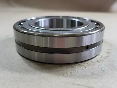 NEW SKF 22213 EK/C3