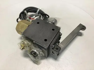 USED YUKEN SD1277-2B2-1001