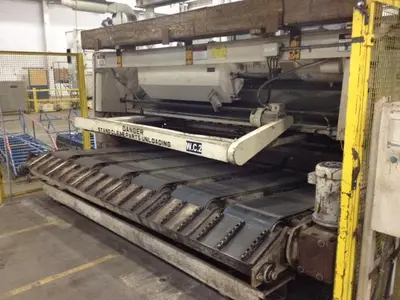 12' X 1/2 " WYSONG MODEL H-5012,HYDRAULIC POWER SQUARING SHEAR, 3 AXIS PROGRAMMABLE BACK GAGE,POWER TABLE, AUTO CONVEYOR STACK