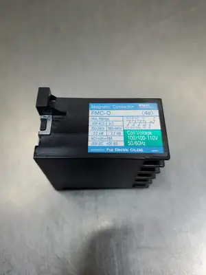 Fuji Electric FMC0 Magnetic Contactor, 100/100110V, 50/60Hz. 4E54