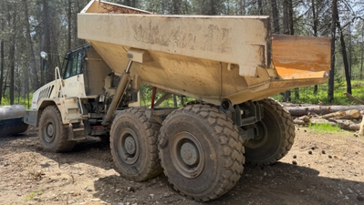 USED 2015 Terex TA300