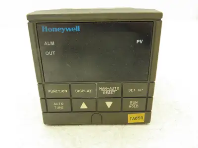 Honeywell UDC2000 Mini-Pro Temperature Controller 120VAC DC200H-0-000-10000-0