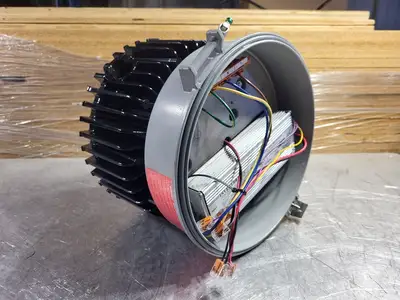 NEW CROUSE-HINDS VMVL-11-2C-R1-UNV1-S890
