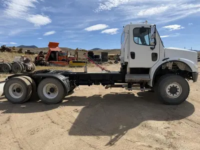 Used 2006 FREIGHTLINER M2112 Cab Chassis trucks Washington US | Puget Sound Truck Sales #1546532