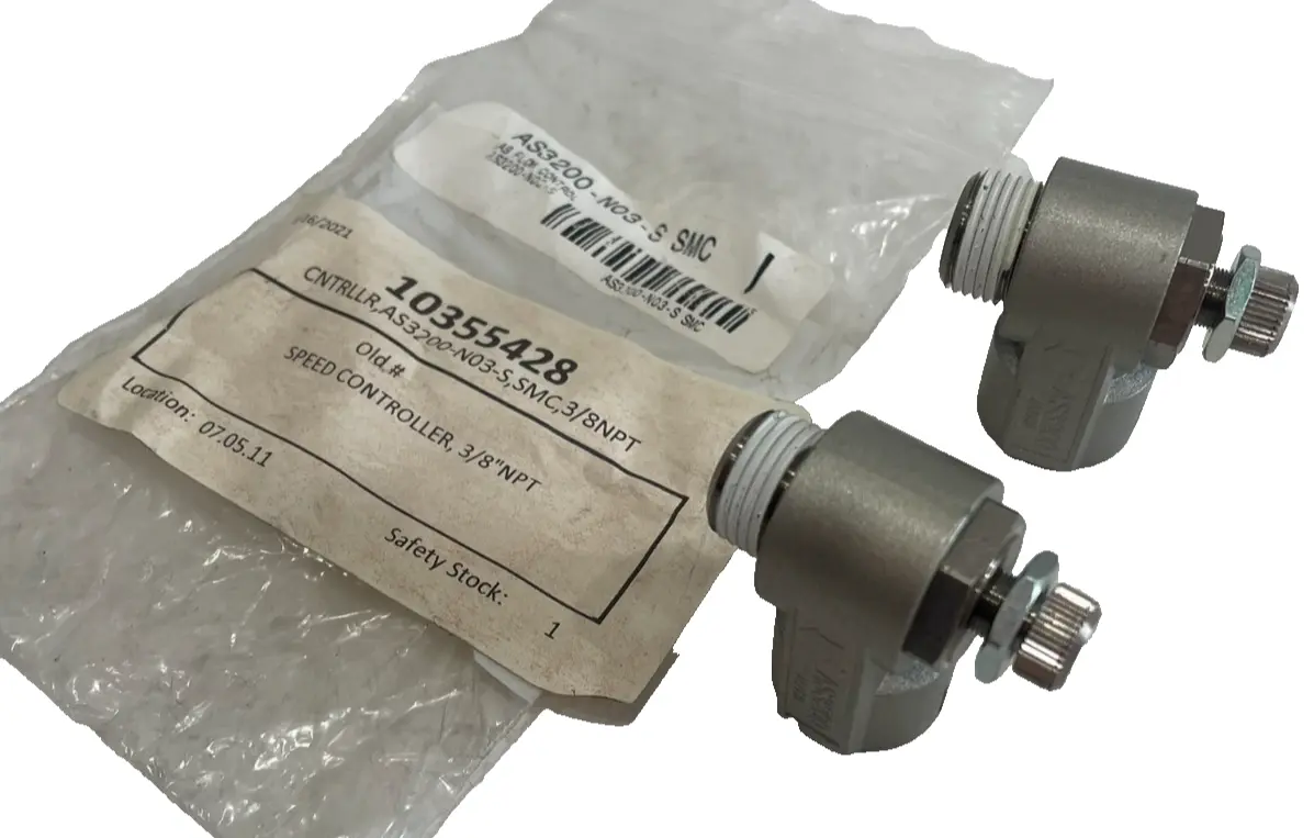 NEW LOT OF 2 SMC AS3200-N03-S FLOW CONTROL 3/8"NPT AS3200N03S